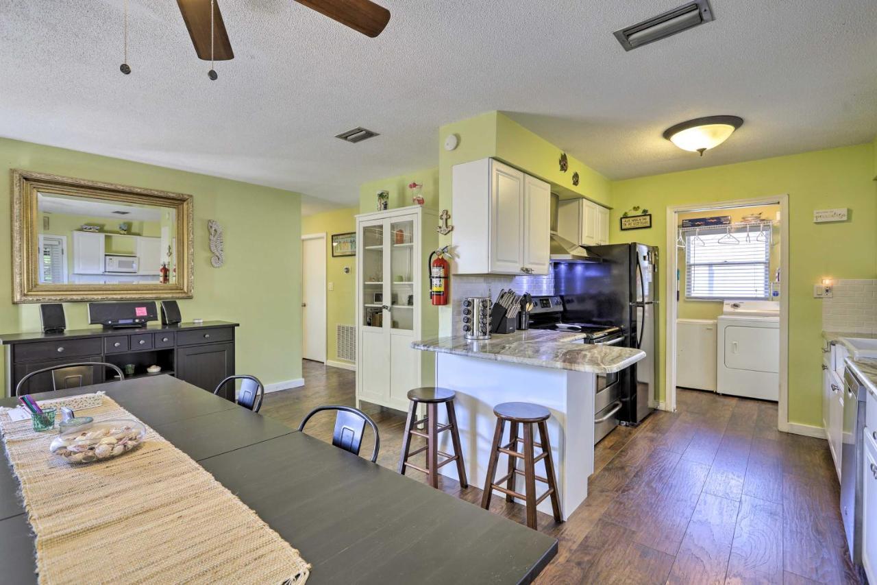 Cape Canaveral Cottage With Hot Tub Walk To Beach Kültér fotó